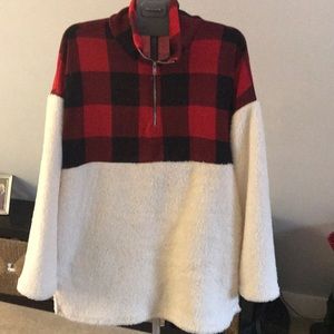 Red buffalo half zip